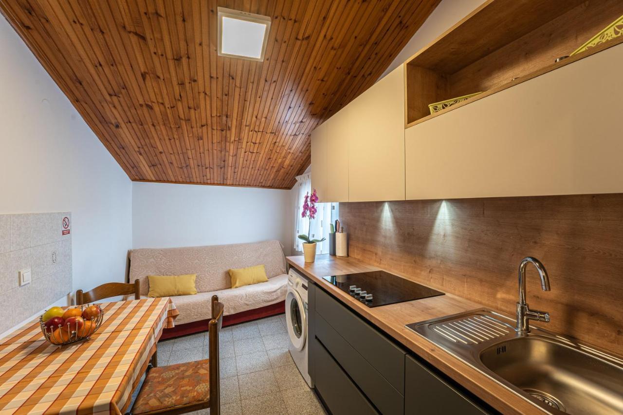 Apartmani Mirela Банджоле Экстерьер фото